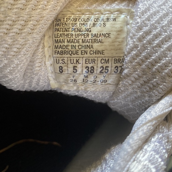 COPY - Skechers Shape Ups black and white size 8 - Picture 6 of 7